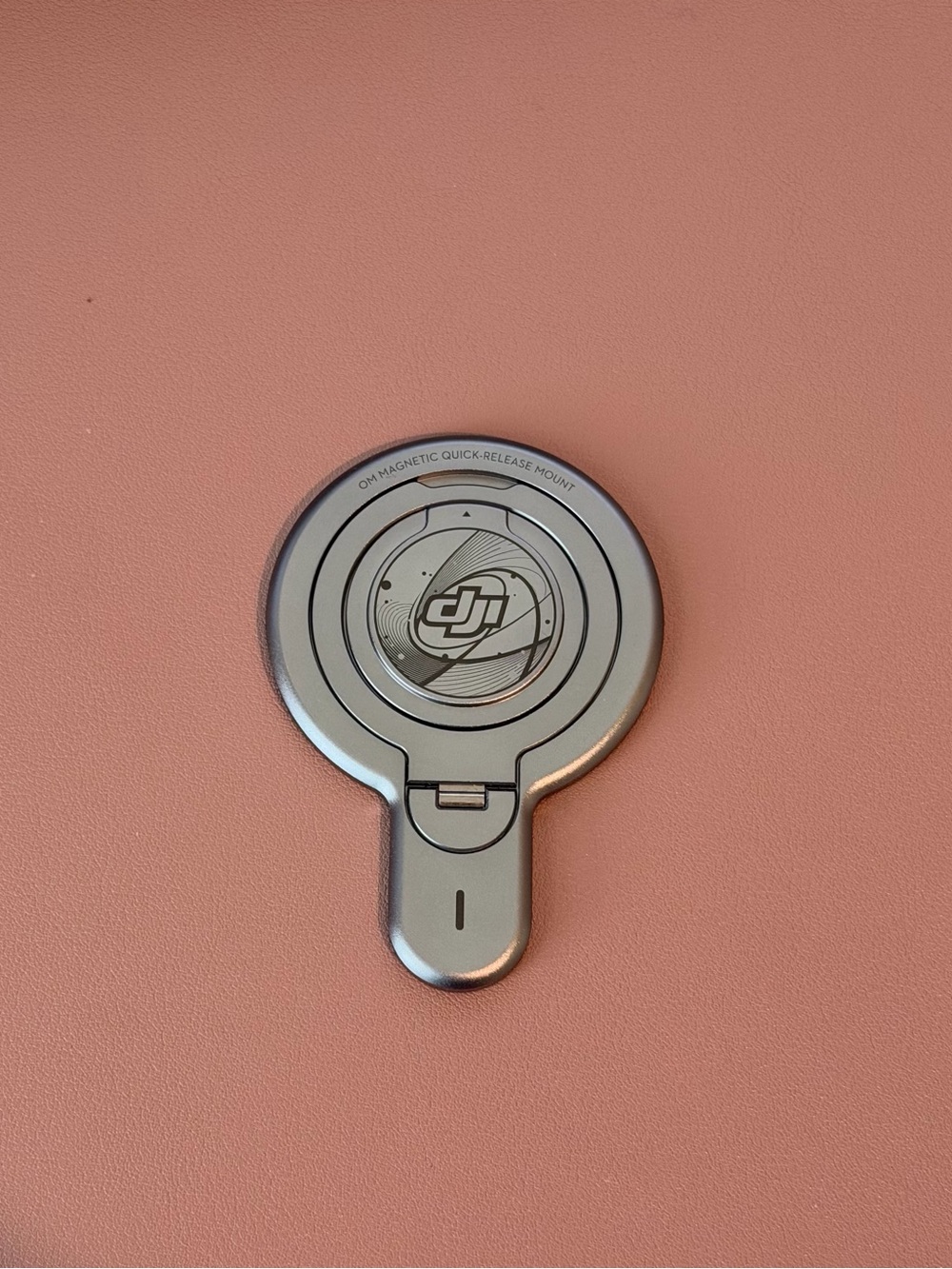 DJI Magnetic Quick-Release Mount - Silver with Black Accents